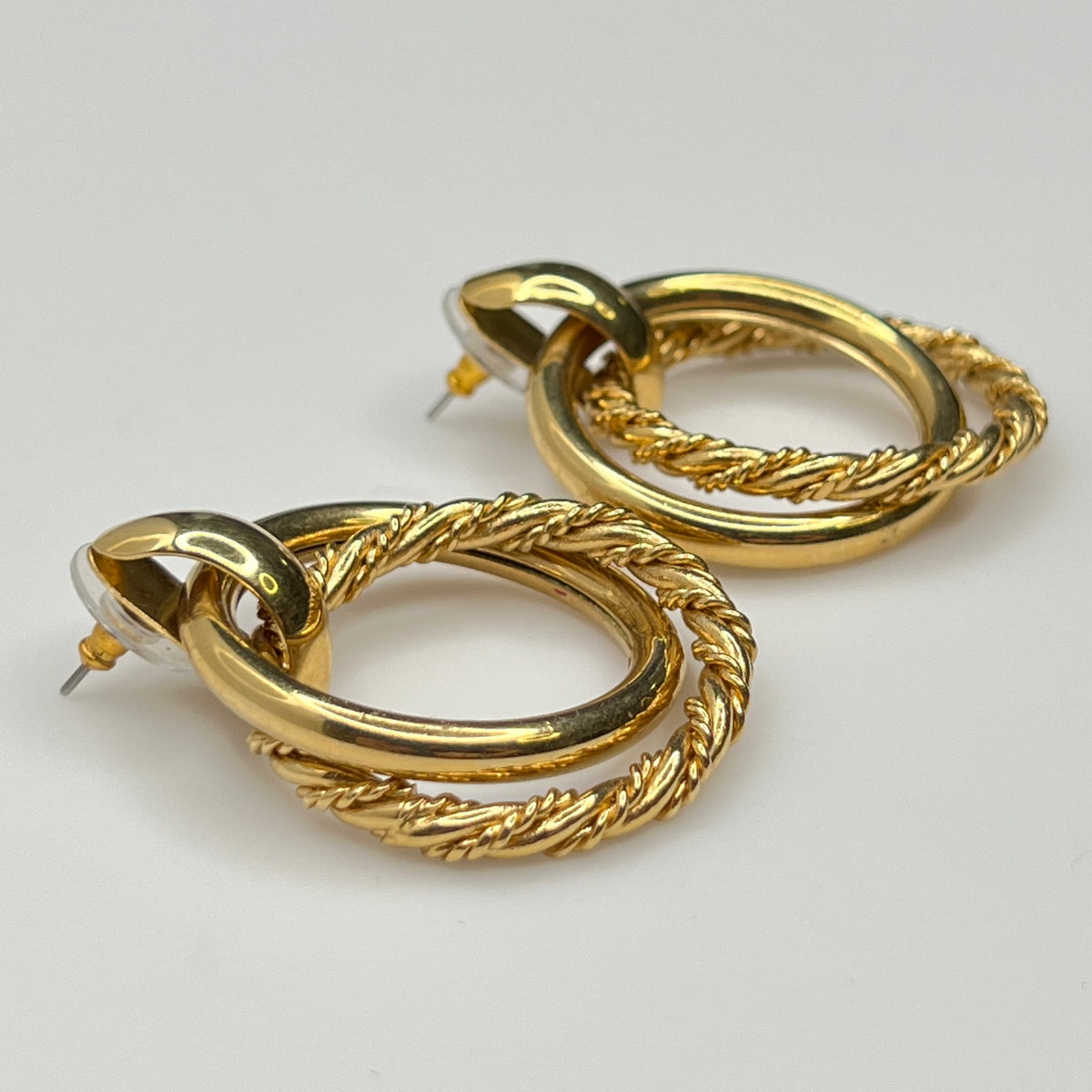 Gold Tone Double Hoop Earrings – 1980s Door Knocker Style – Twisted Rope Detail