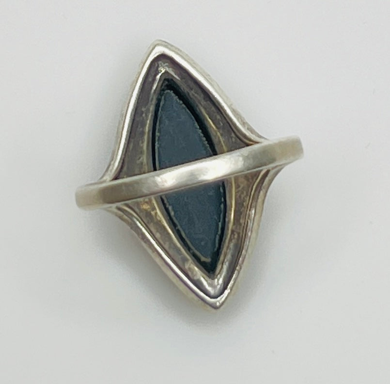 Back view of onyx ring showing solid silver mount