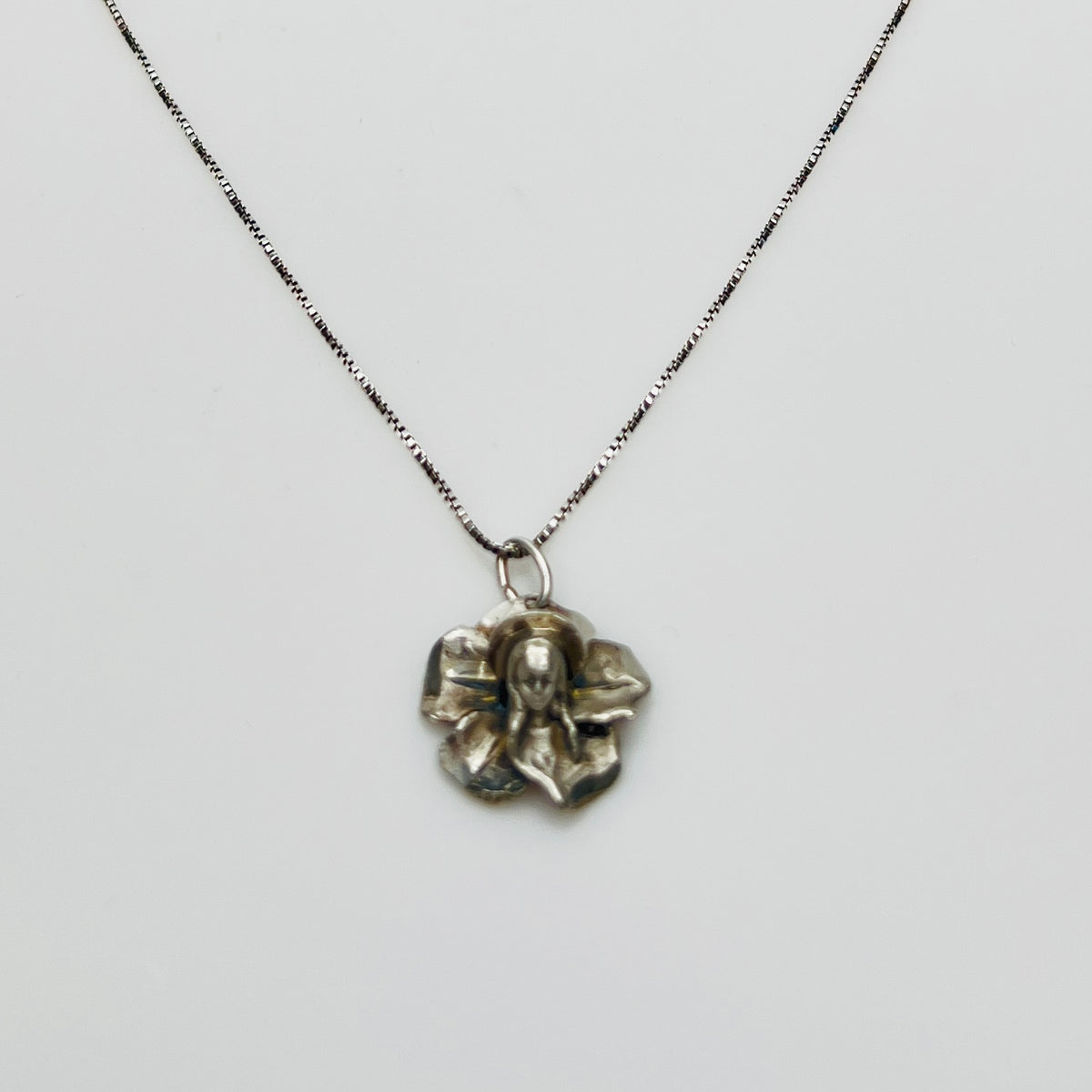 Vintage Italian sterling silver Madonna pendant necklace with box chain
