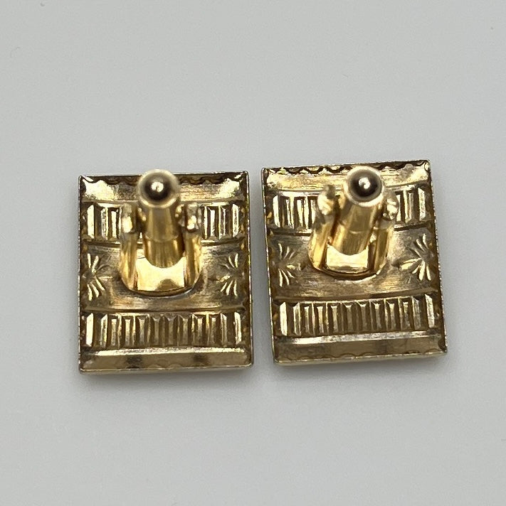 Rectangular Deco cufflinks with engraved detail and polished finish