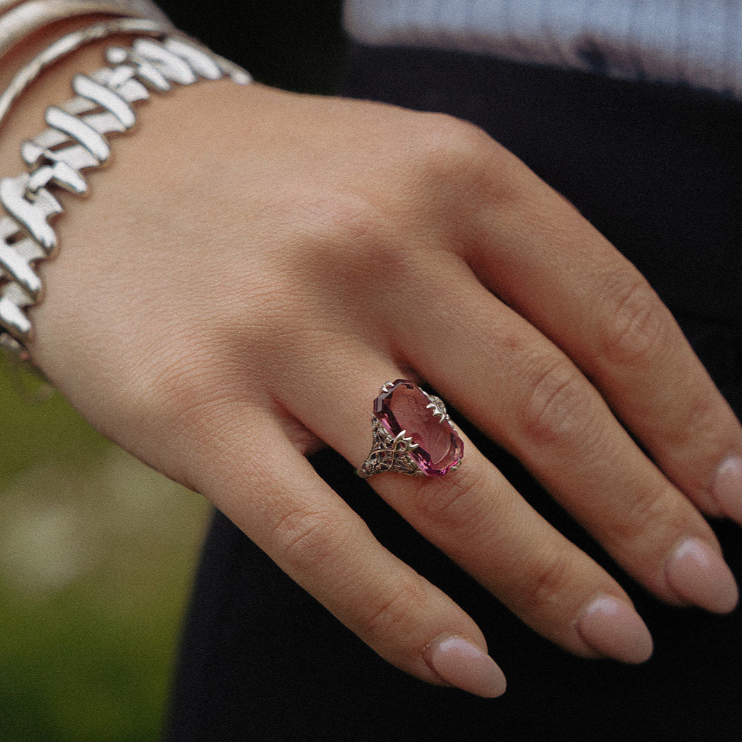 Vintage sterling silver ring with purple intaglio cameo, Art Deco filigree