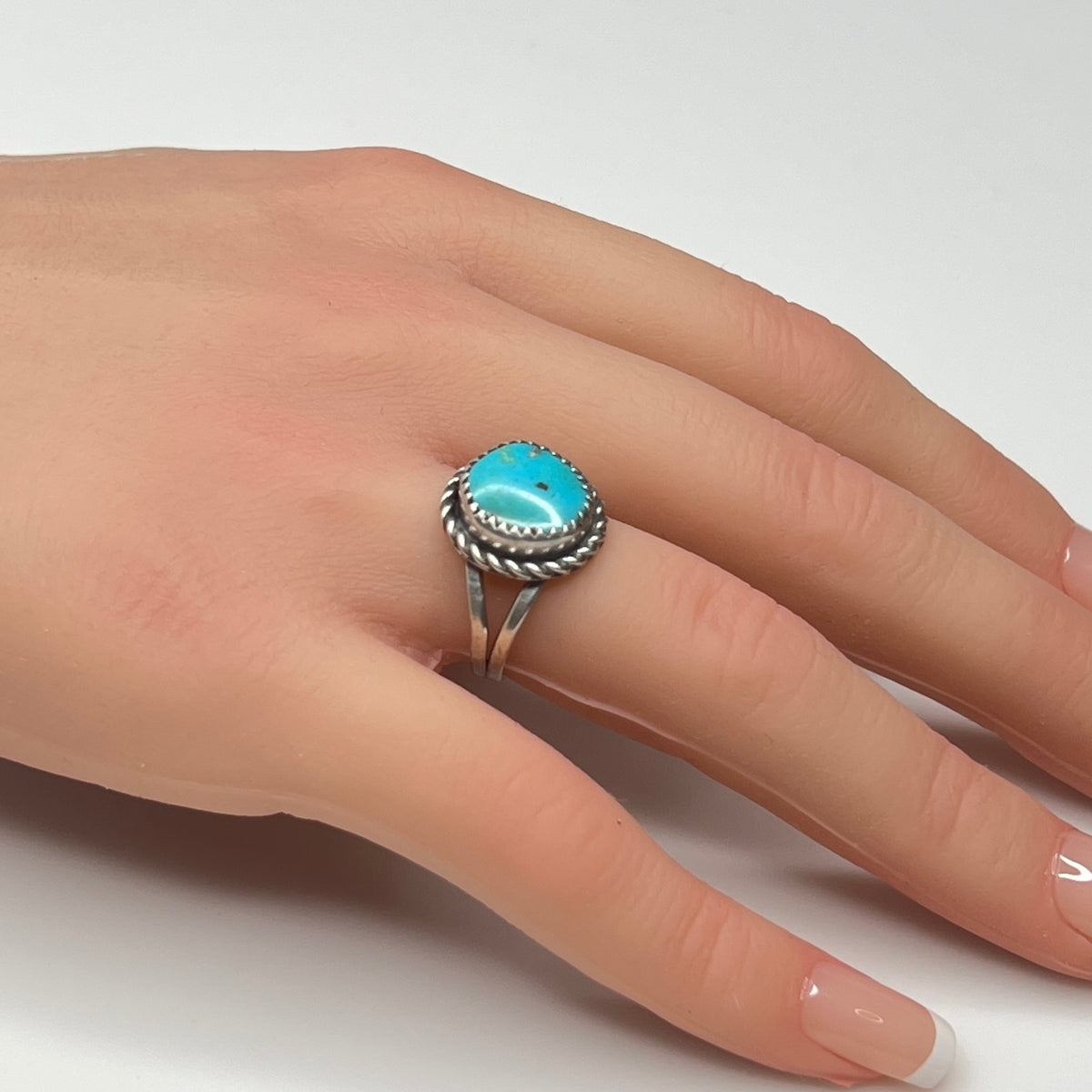 Vintage Navajo sterling silver ring with turquoise cabochon