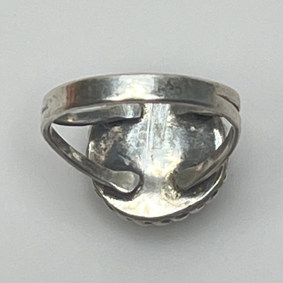 Vintage Navajo sterling silver ring with turquoise cabochon