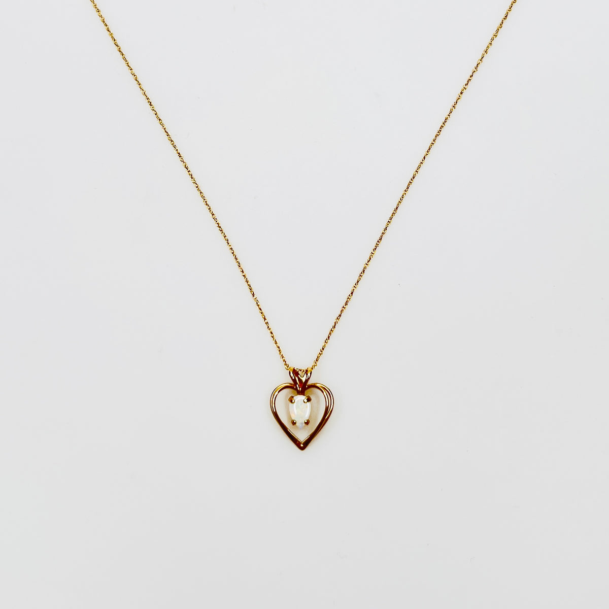 Vintage 14K gold opal heart pendant necklace delicate chain