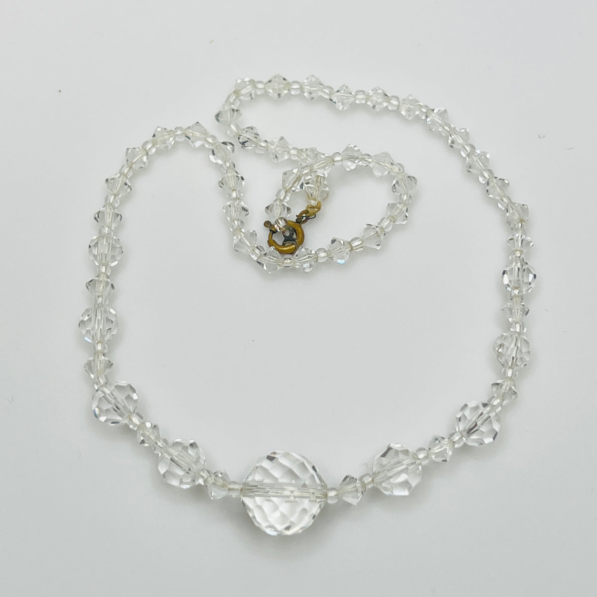 Vintage crystal graduated bead necklace with cut faceted beads