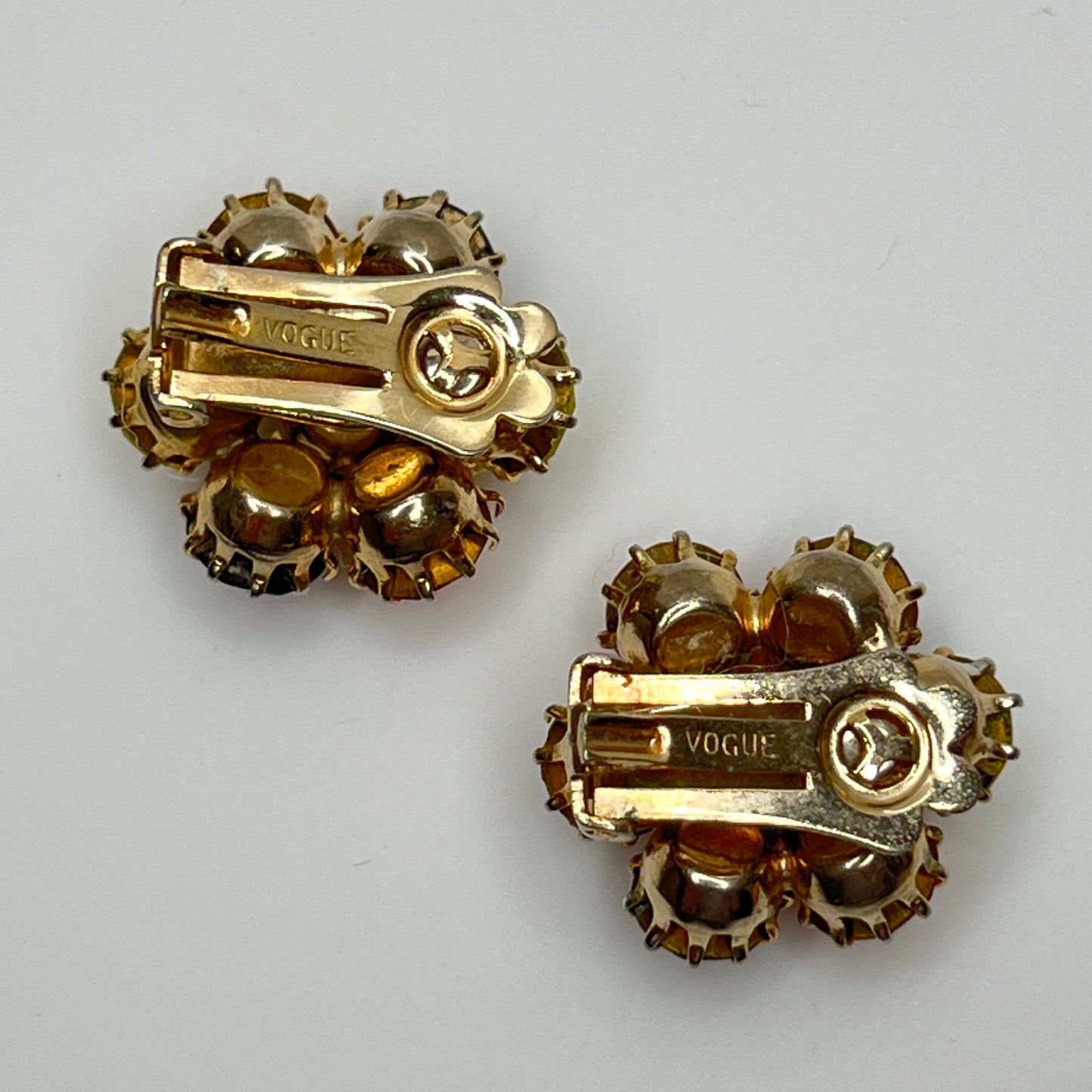 Back view showing signed Vogue clips