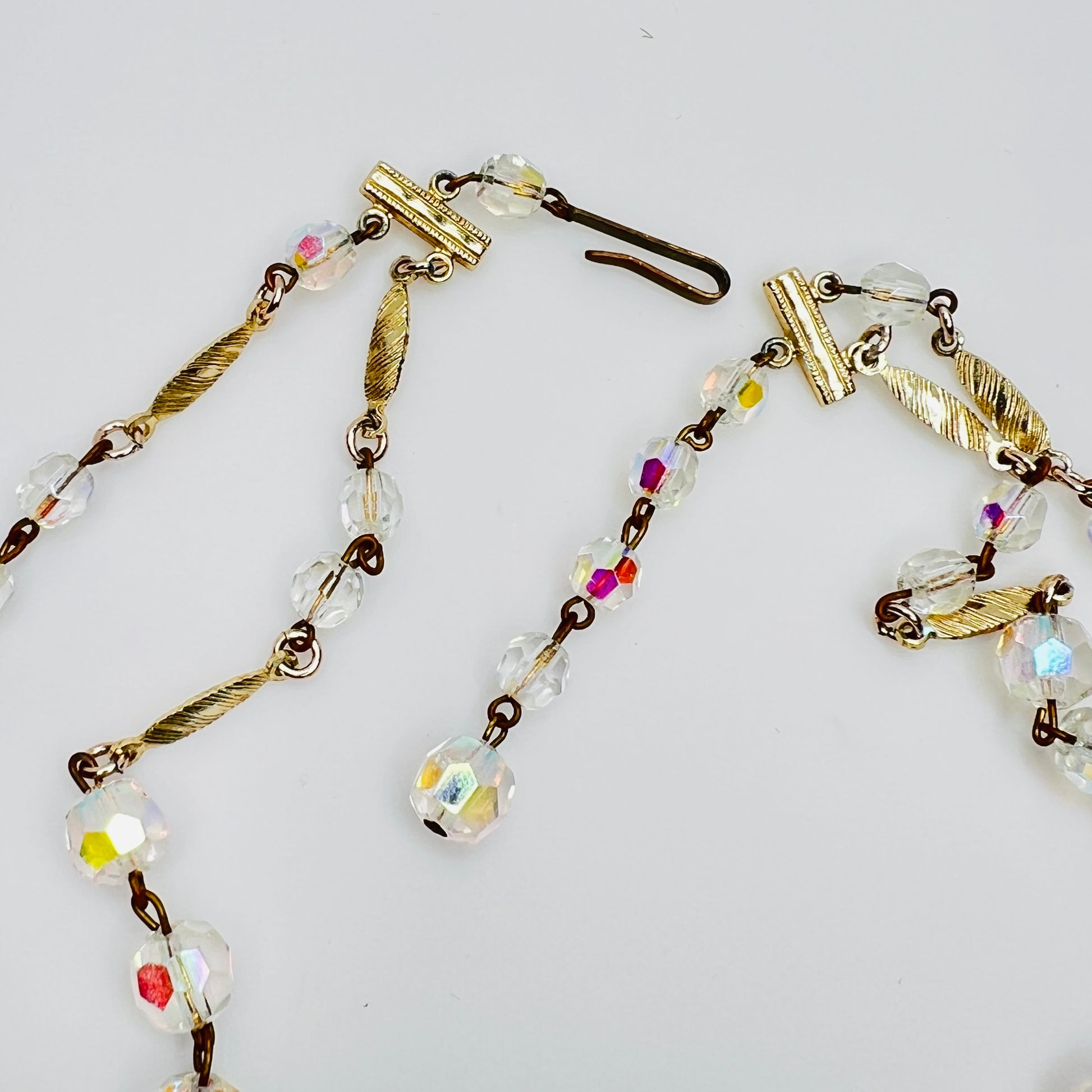 Graduated aurora borealis beads with iridescent finish