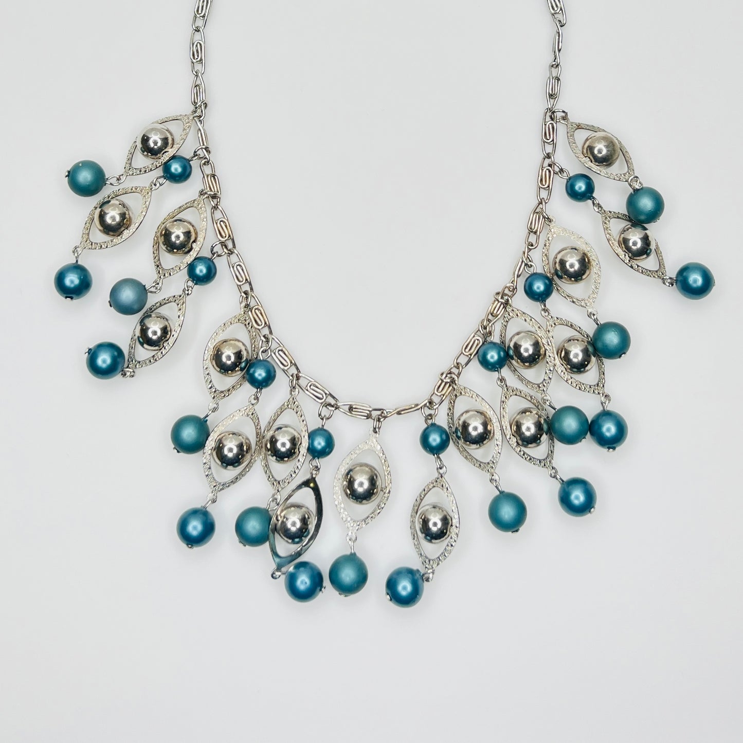1950s silver tone faux pearl bib necklace with teal bead drops