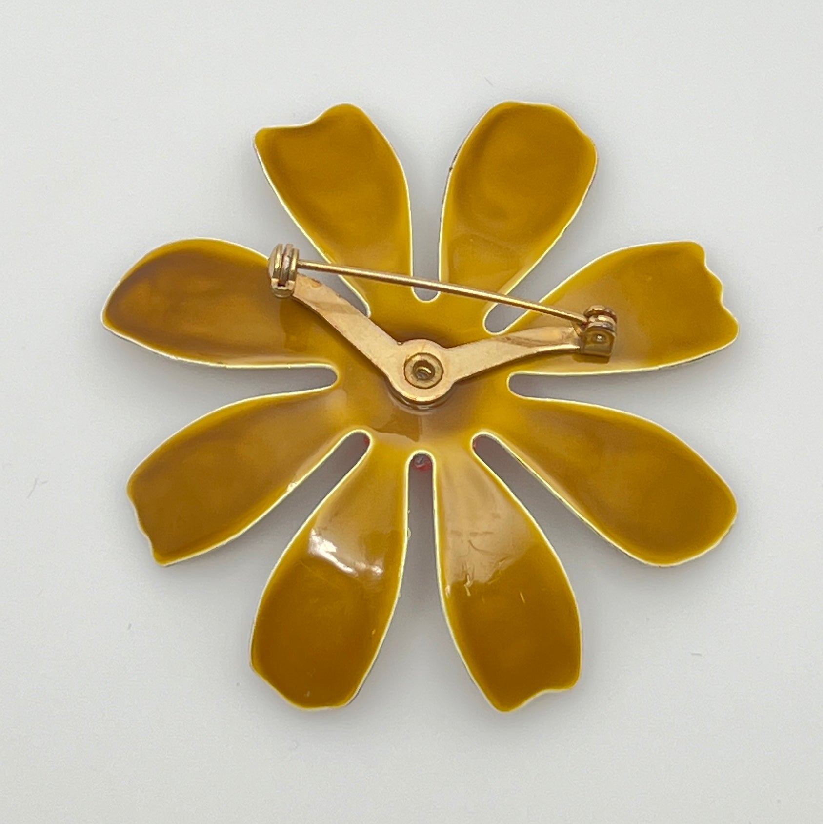 Retro flower brooch with matching clip-on earrings in mod enamel colors