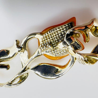 Signed Star thermoset lucite tulip necklace link detail