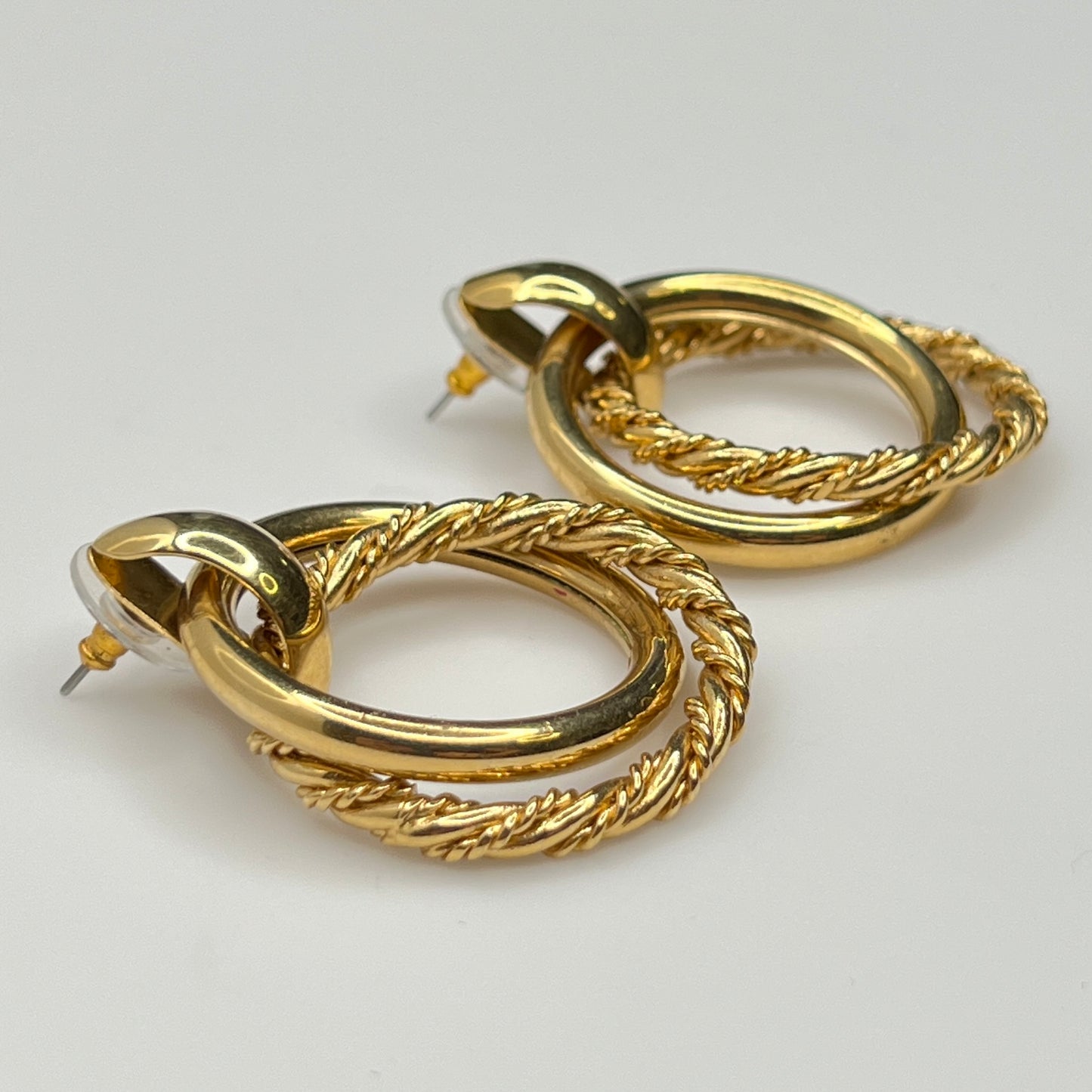 Gold Tone Double Hoop Earrings – 1980s Door Knocker Style – Twisted Rope Detail