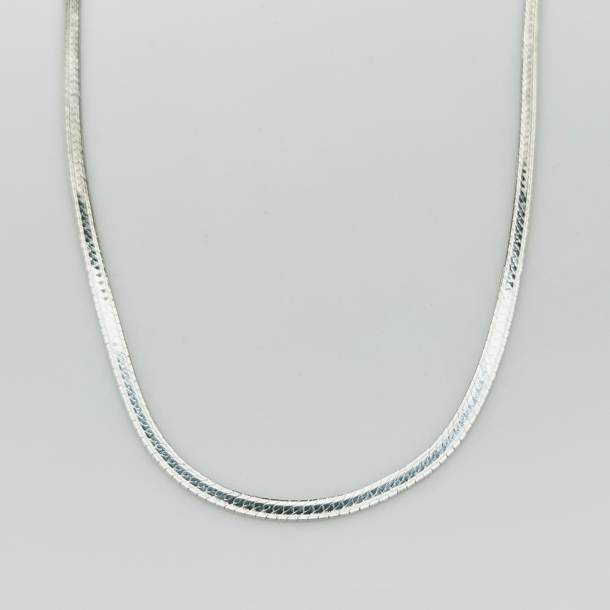 Vintage sterling silver Italy snake chain necklace 30 inch