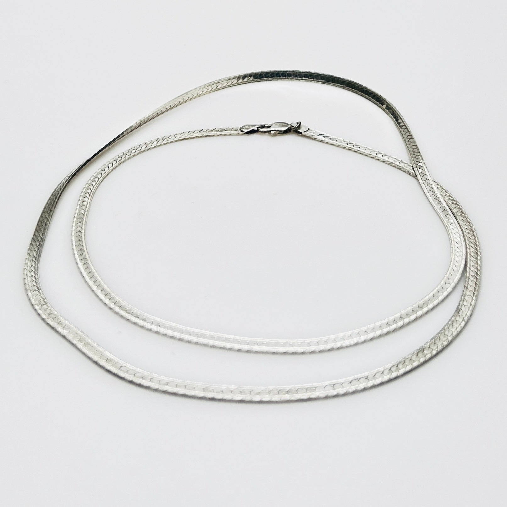 Vintage sterling silver Italy snake chain necklace 30 inch