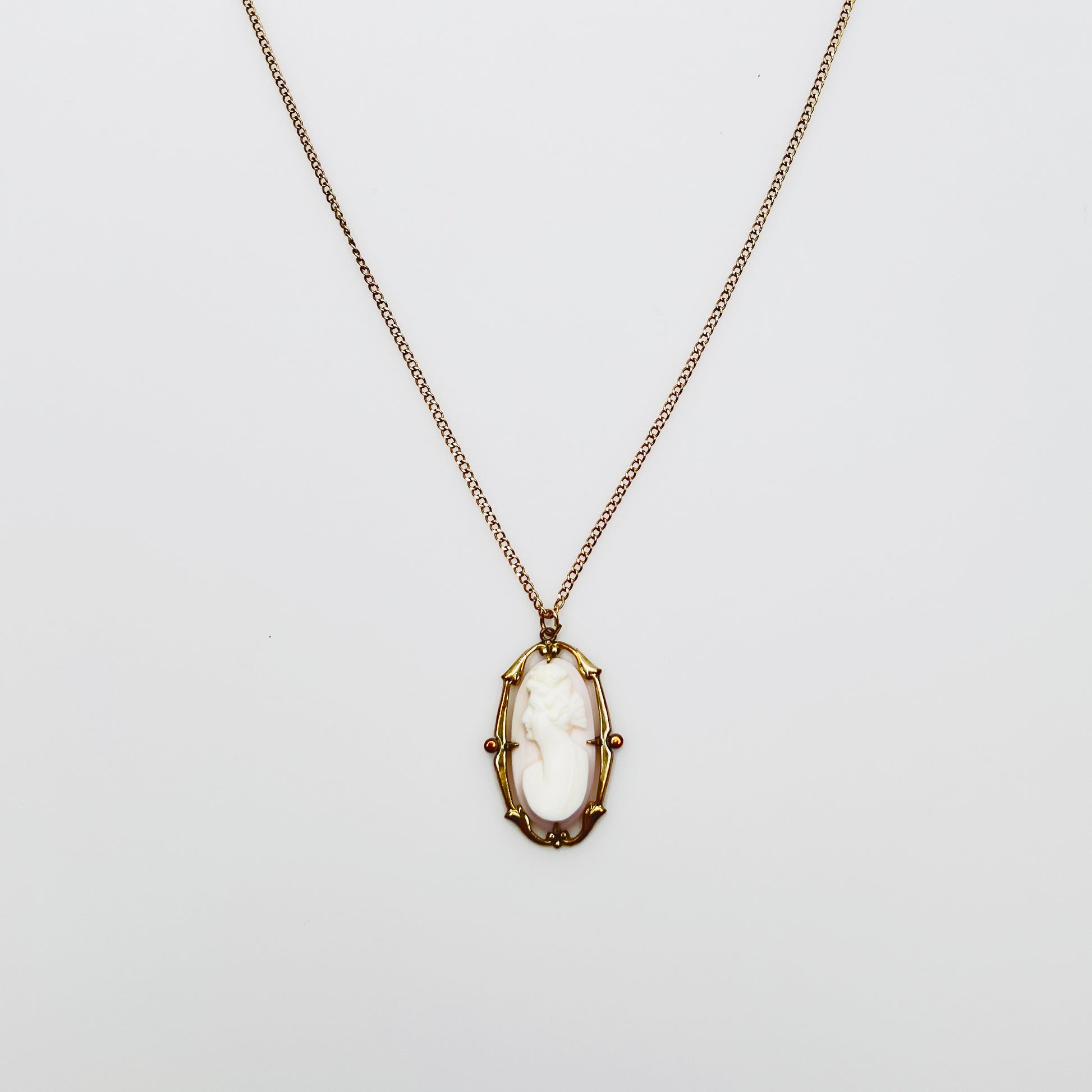 Victorian pink shell cameo pendant gold filled necklace portrait