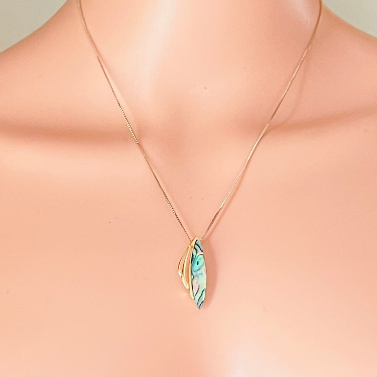 Signed Ariki pendant with original box