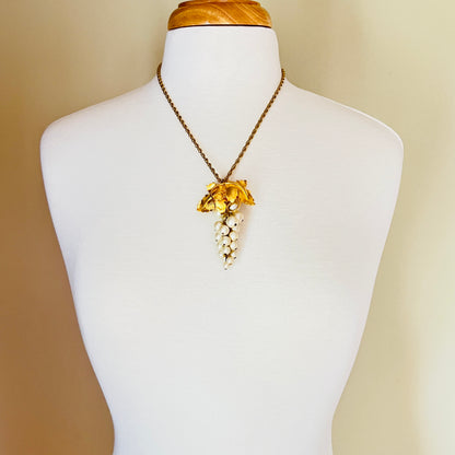Vintage gold-tone grape cluster pendant brooch and faux pearl earrings set