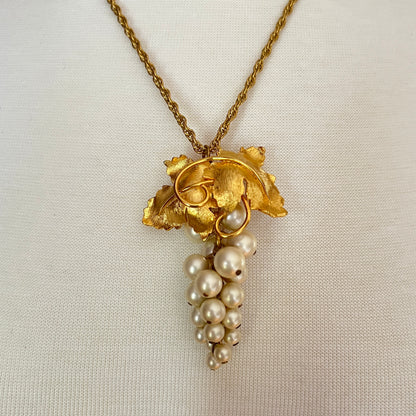 Vintage gold-tone grape cluster pendant brooch and faux pearl earrings set