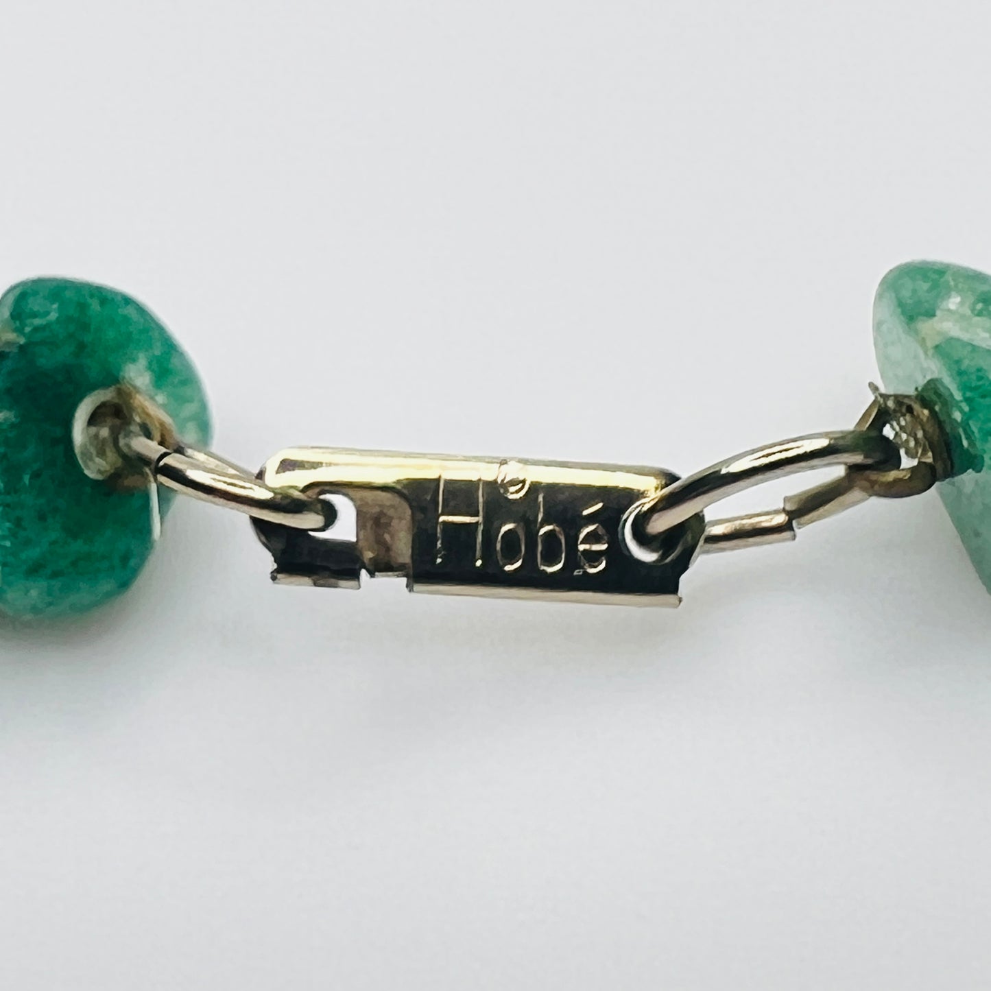 Reverse of clasp signed © Hobé