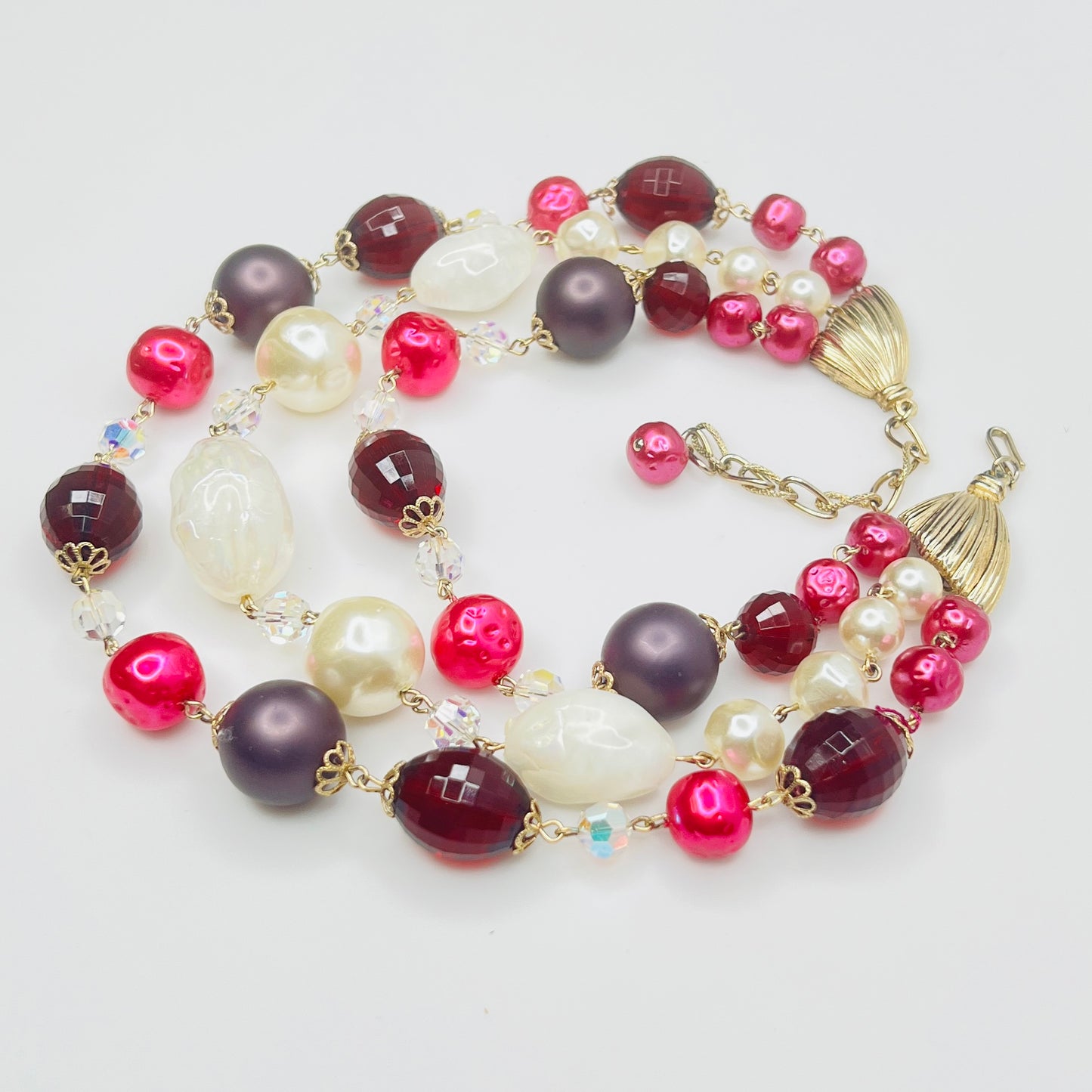Large translucent crackle bead detail with pearls