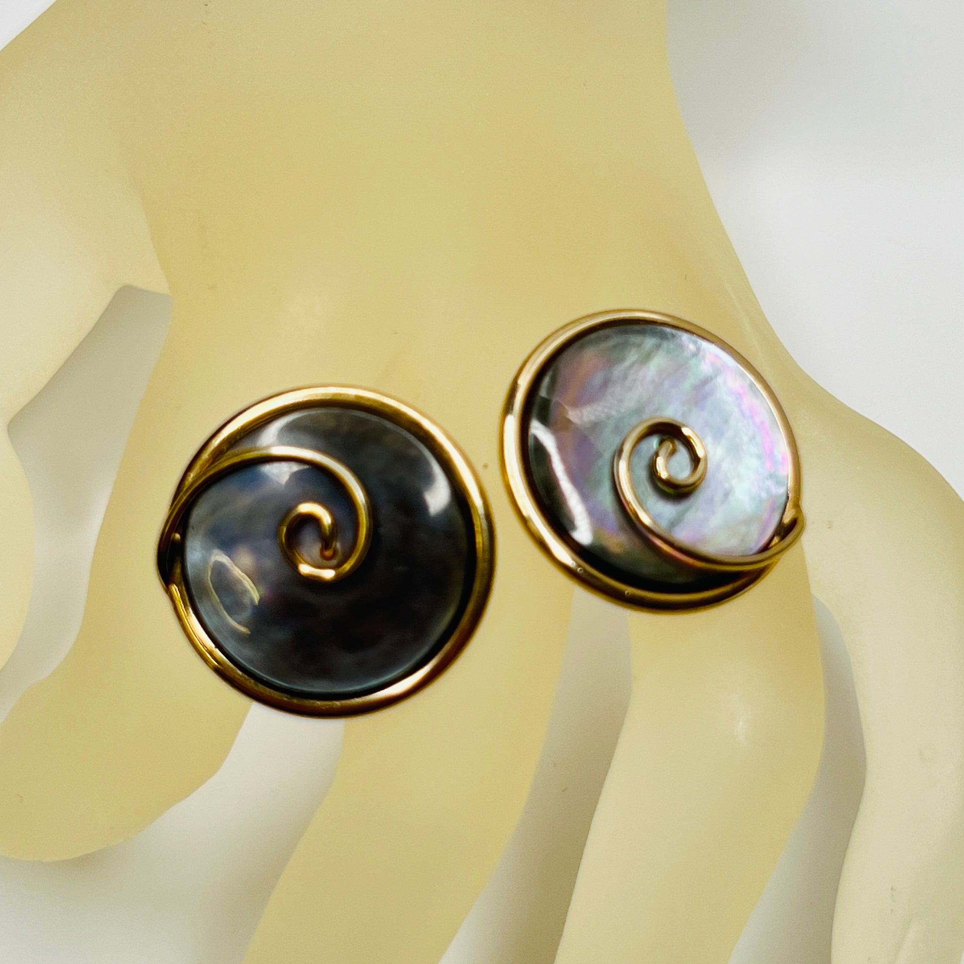Round abalone cufflinks with gold swirl overlay, iridescent finish, 1960s Swank design