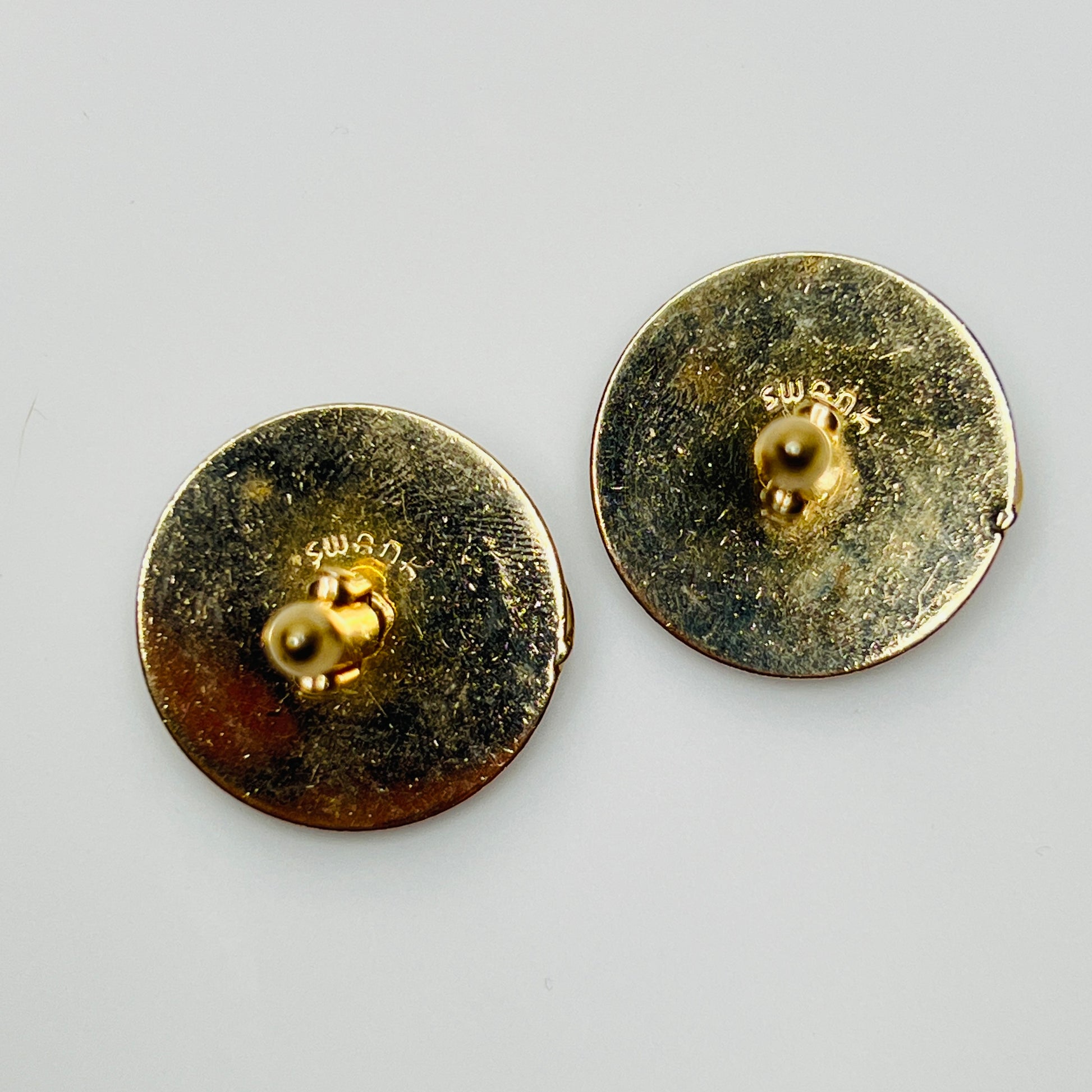 Round abalone cufflinks with gold swirl overlay, iridescent finish, 1960s Swank design