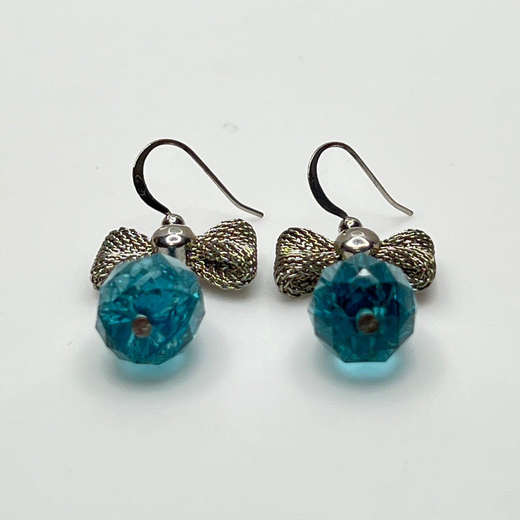 Vintage silver mesh bow earrings with acrylic teardrop beads, 1980s style