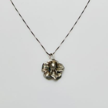 Vintage Italian sterling silver Madonna pendant necklace with box chain