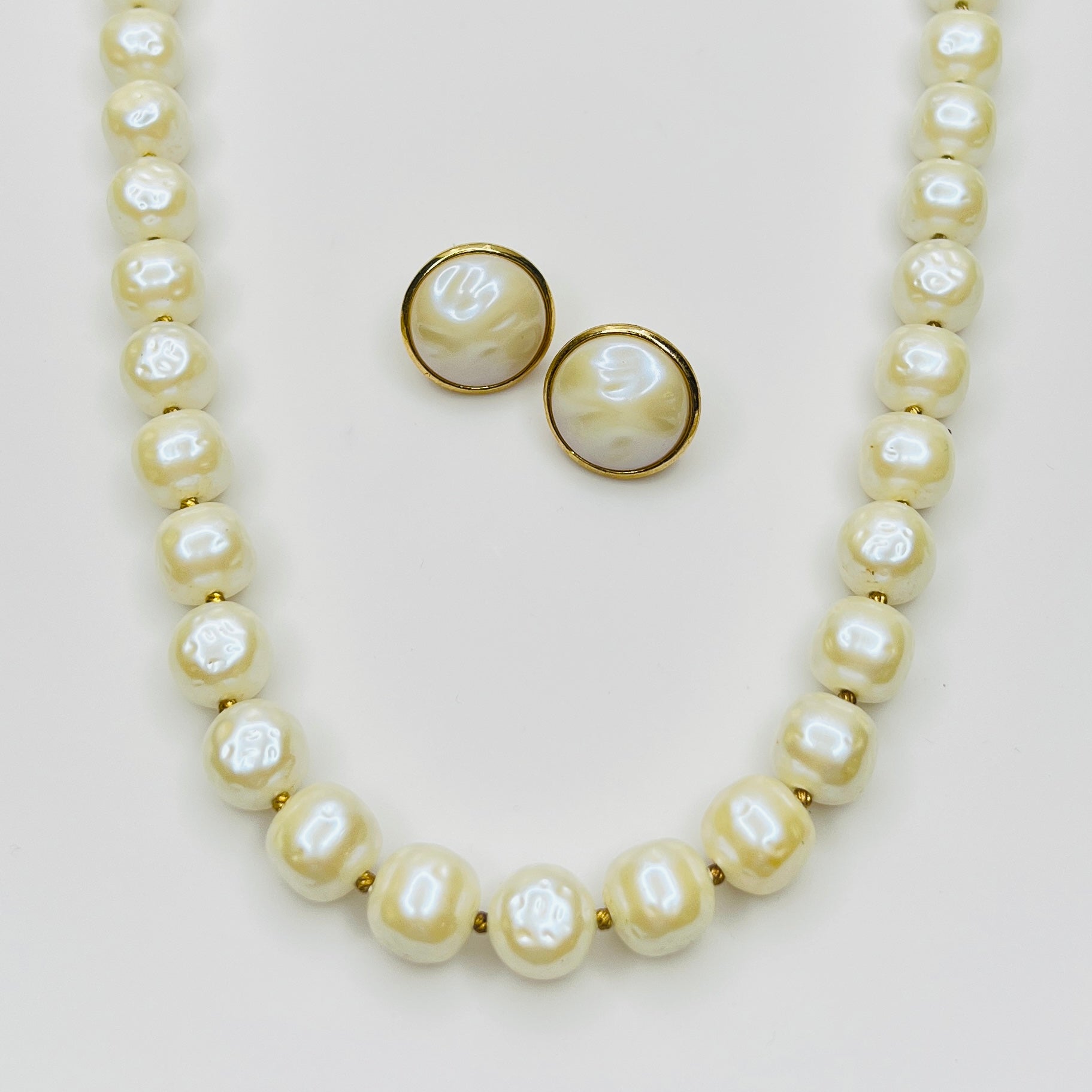 Vintage Crown Trifari faux pearl necklace and earrings jewelry set