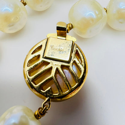 Crown Trifari pearl necklace clasp detail with signature