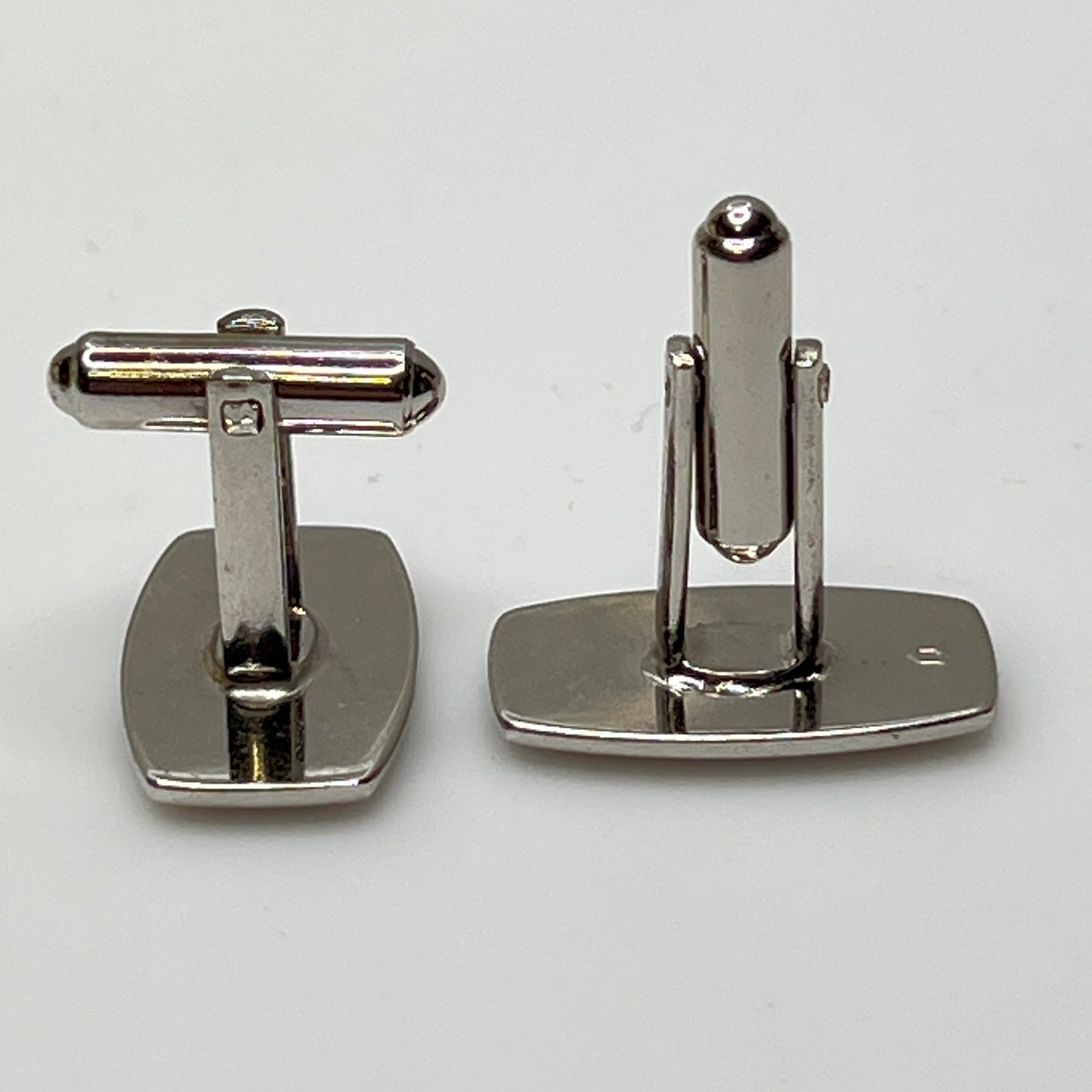 Hickok USA cufflinks with engraved H monogram and polished finish