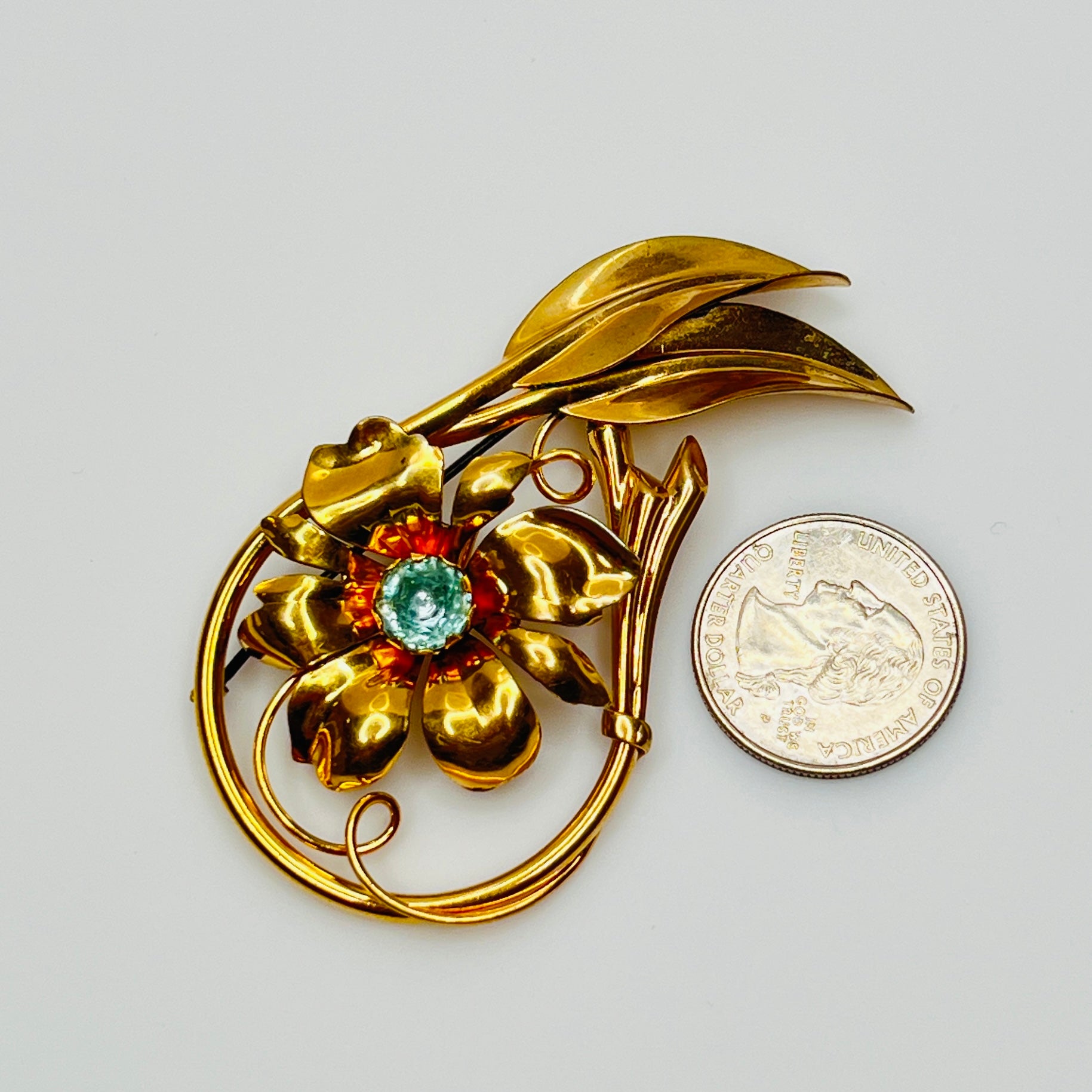 1940s gold-filled flower pin with dimensional petals and curled leaves