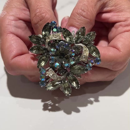 Aurora Borealis Rhinestone Brooch – Mid-Century Leaf & Ribbon Motif Glam