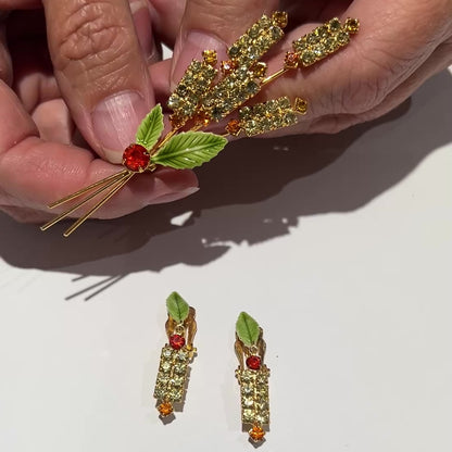 Rhinestone Brooch & Earrings Set – Mid Century – Cat Tail Design with Enamel Leaves