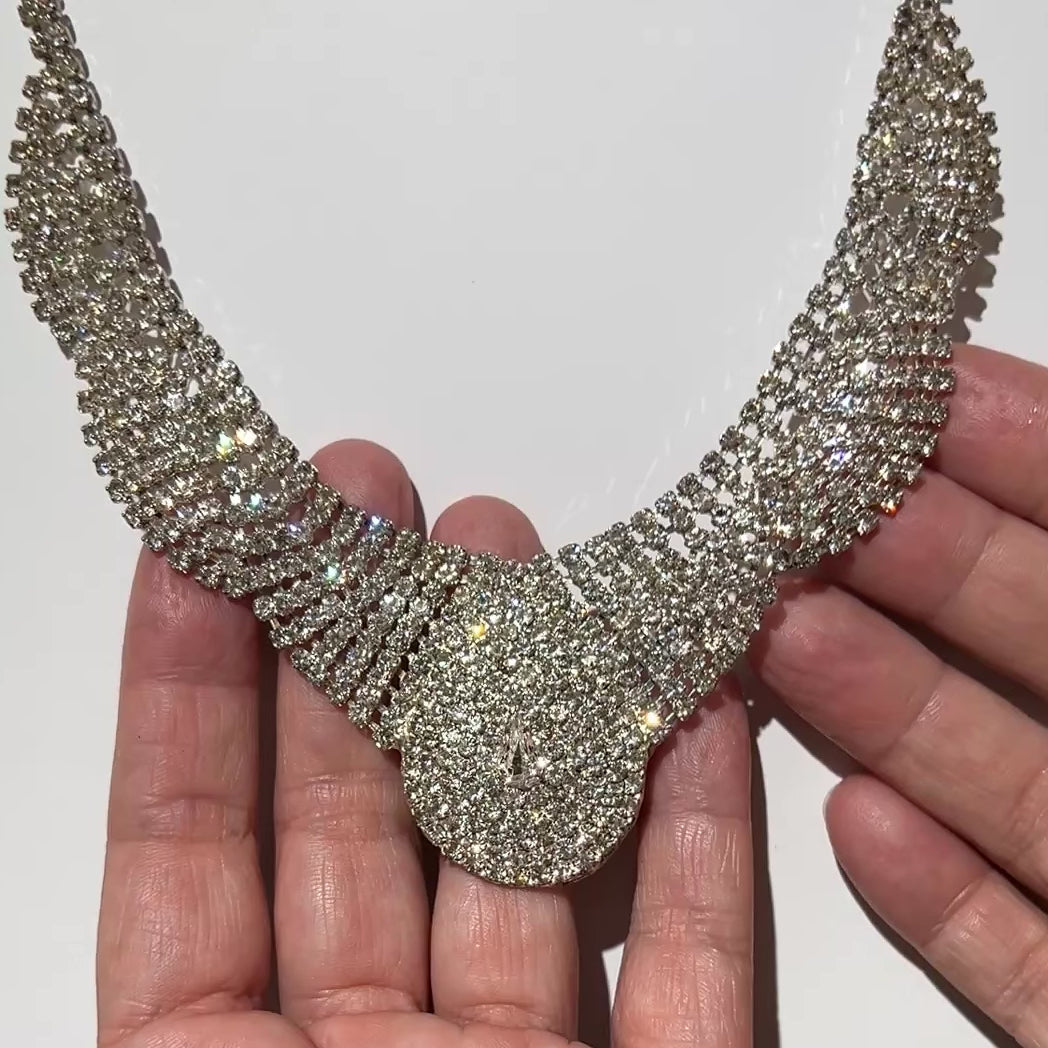 Vintage scalloped rhinestone necklace with domed centerpiece