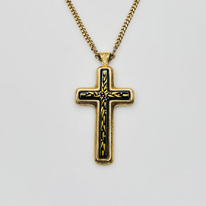 Sarah Coventry cross pendant necklace vintage 1978 gold tone