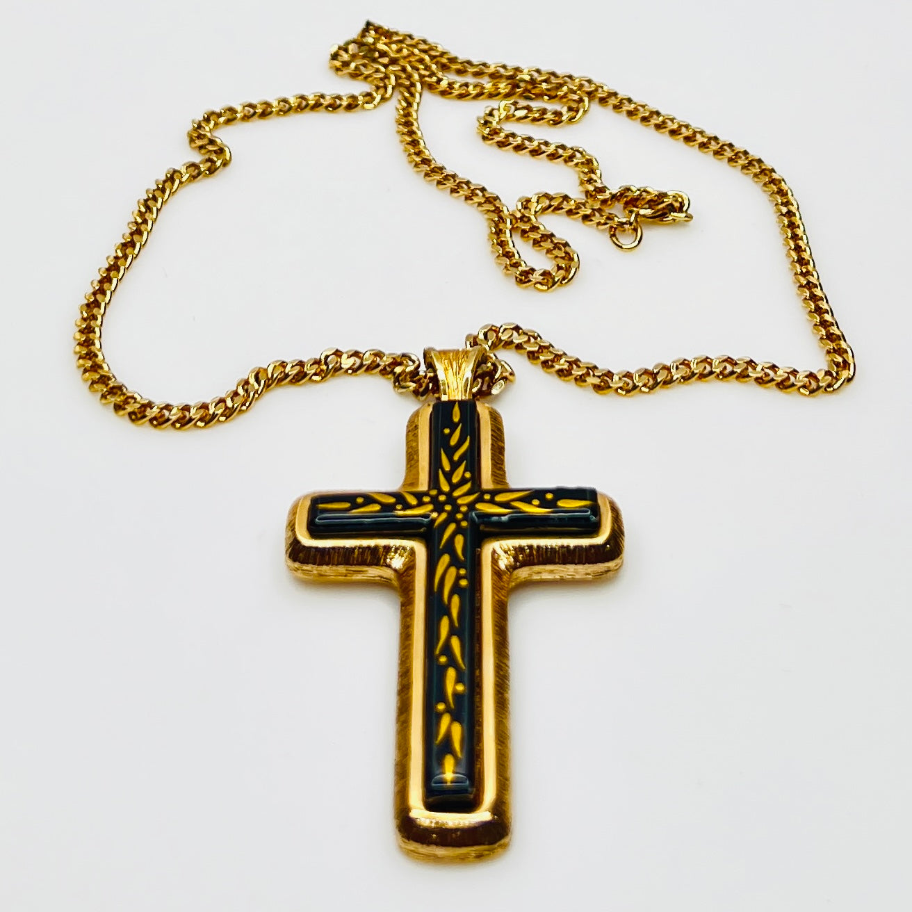 Vintage Sarah Coventry mythology cross necklace 1978 limited edition