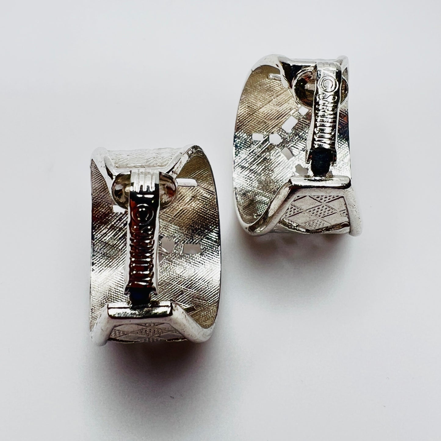 Sarah Coventry Wide Hoop Earrings – 1970s Silver Tone – Clip On
