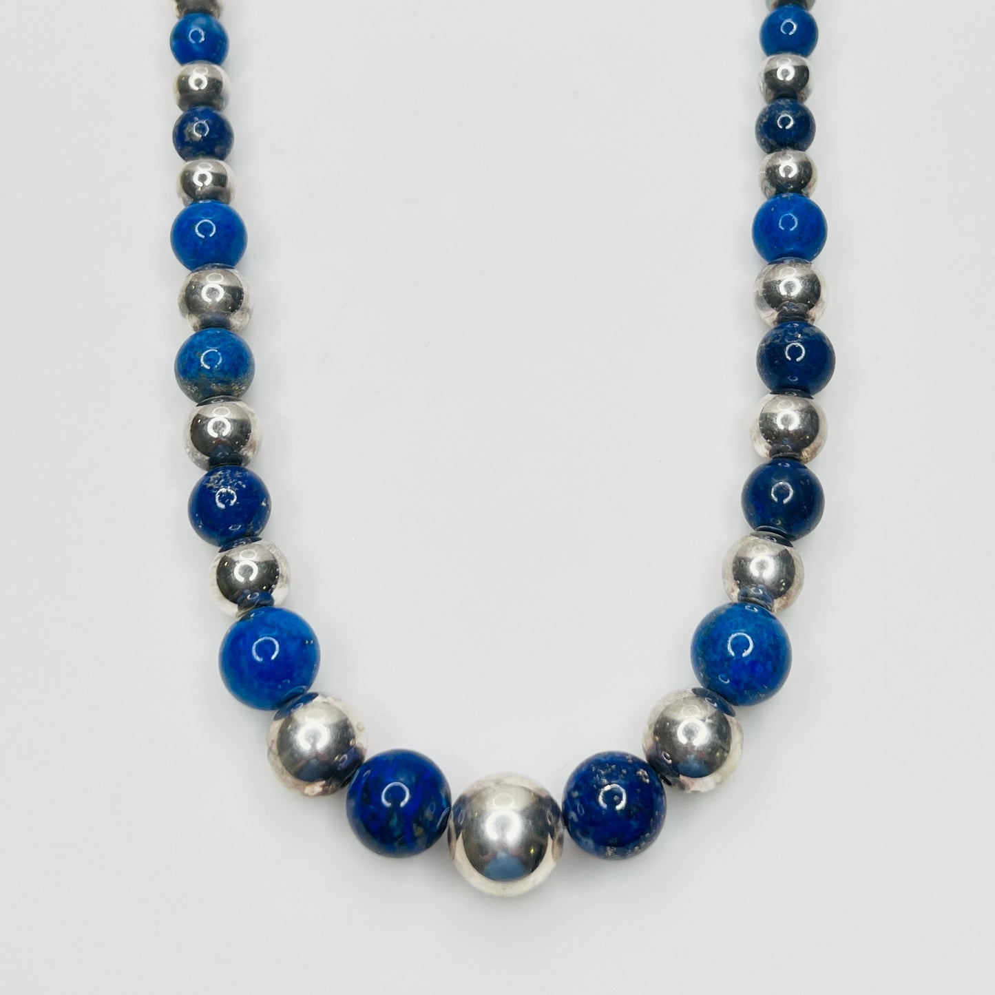 Vintage sterling silver and lapis lazuli graduated bead necklace