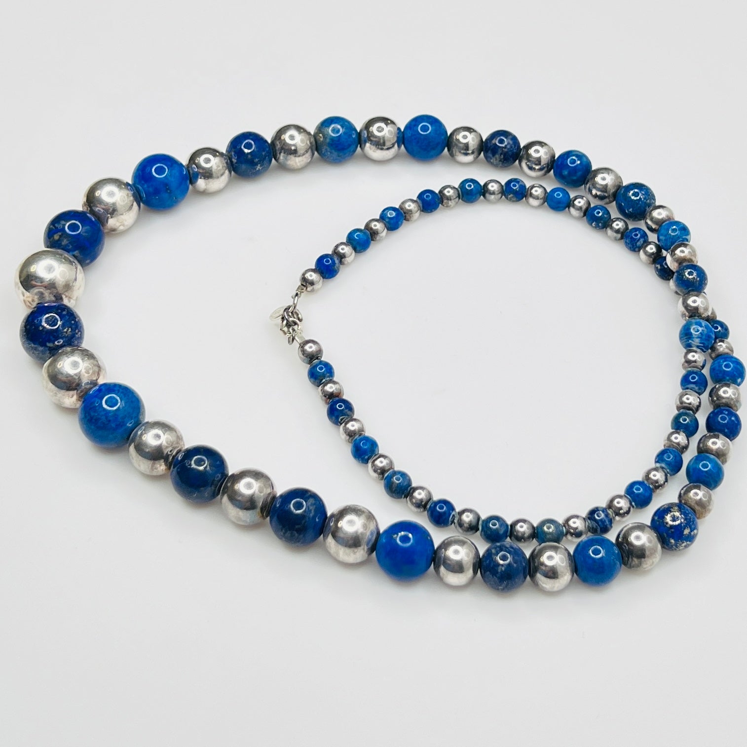 Vintage sterling silver and lapis lazuli graduated bead necklace