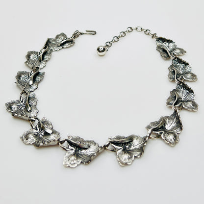 Vintage silver ivy leaf necklace with extender