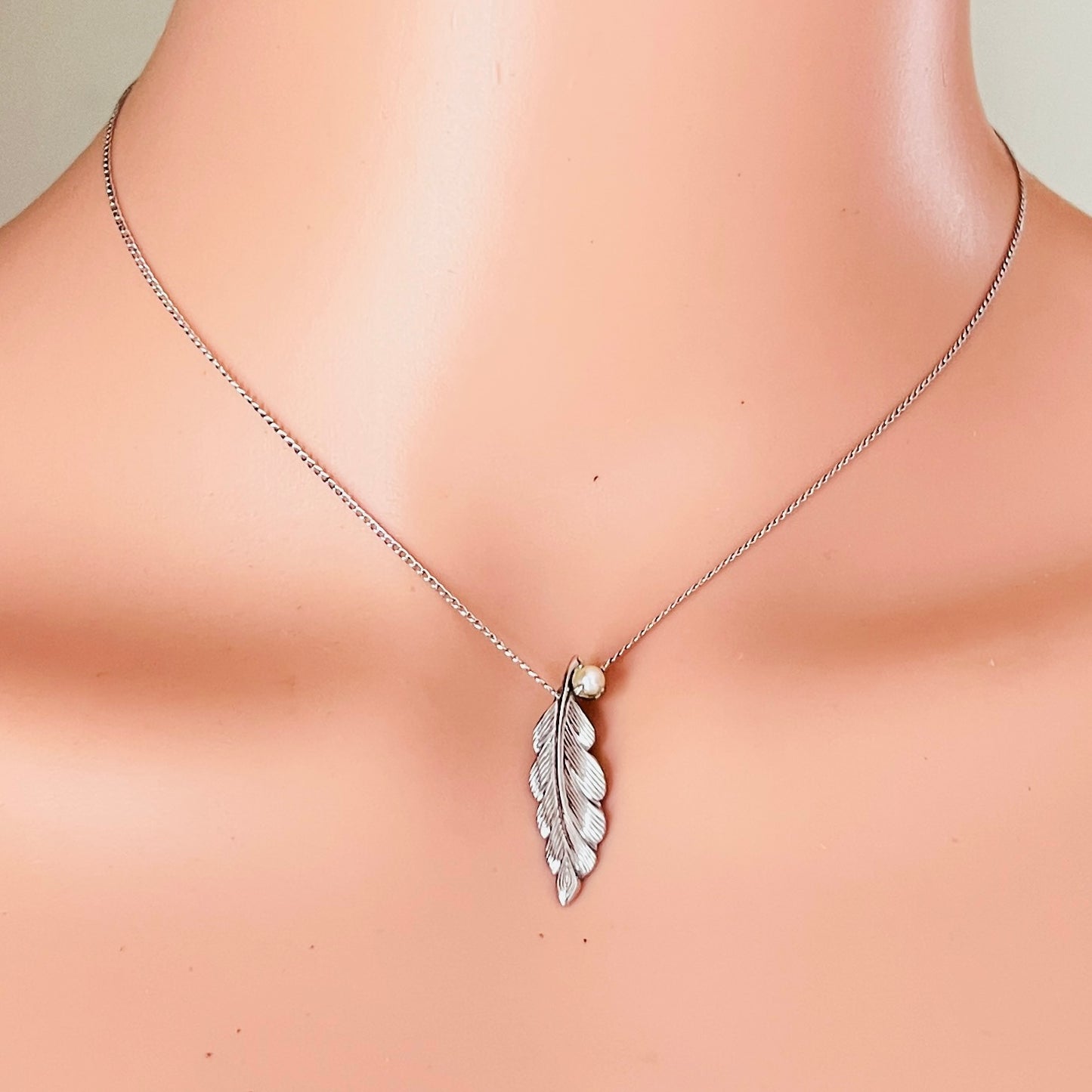 Sterling silver leaf pendant necklace with genuine pearl