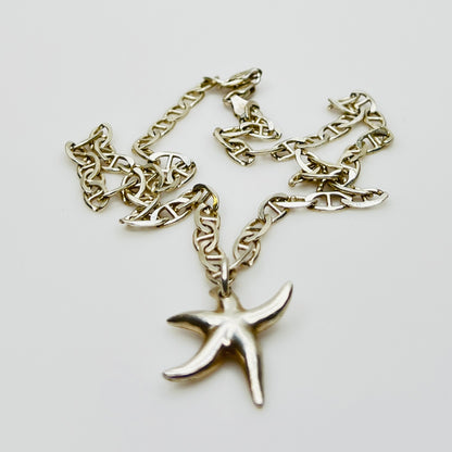 Detailed mariner link chain with starfish pendant in silver