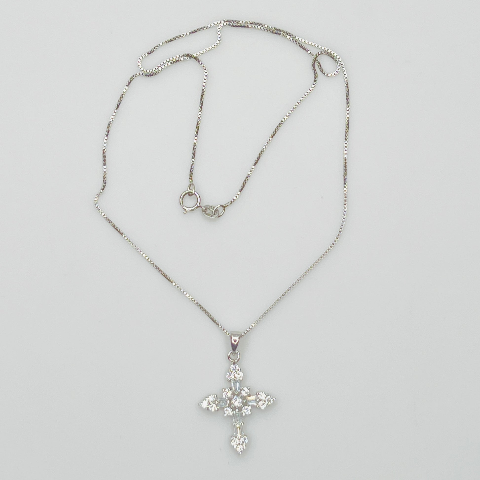 Full view of necklace showing clasp and chain