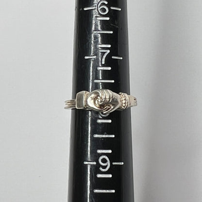 Vintage sterling silver Claddagh puzzle ring with hands and heart motif