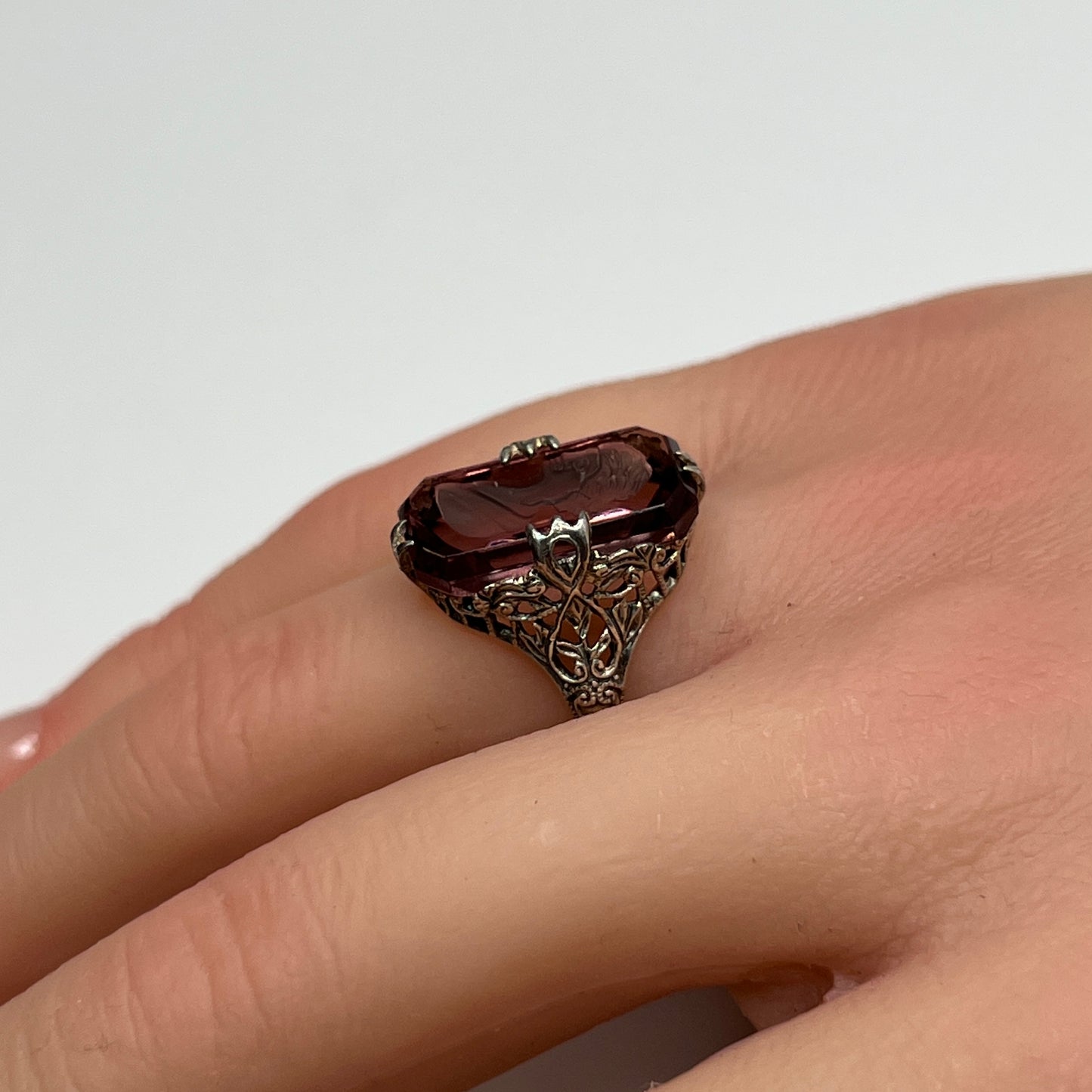 Vintage sterling silver ring with purple intaglio cameo, Art Deco filigree