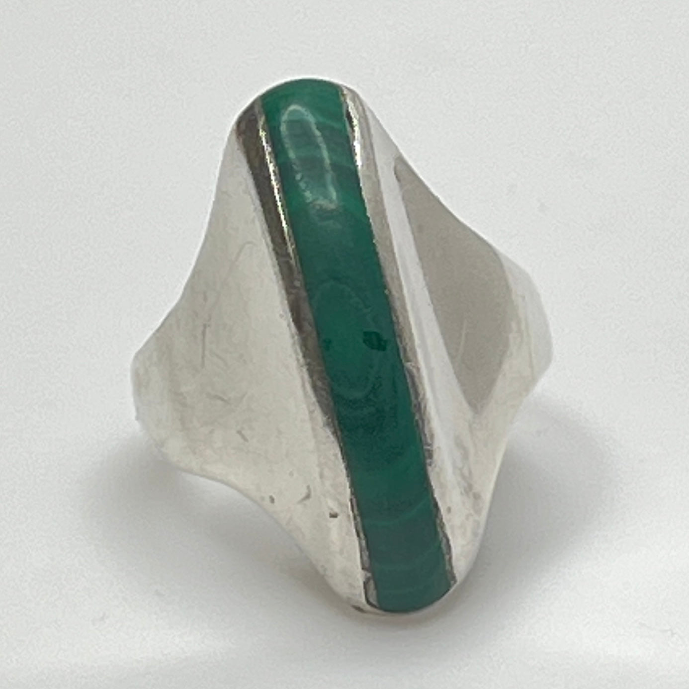 Vintage sterling silver and malachite ring with diagonal inlay, size 8