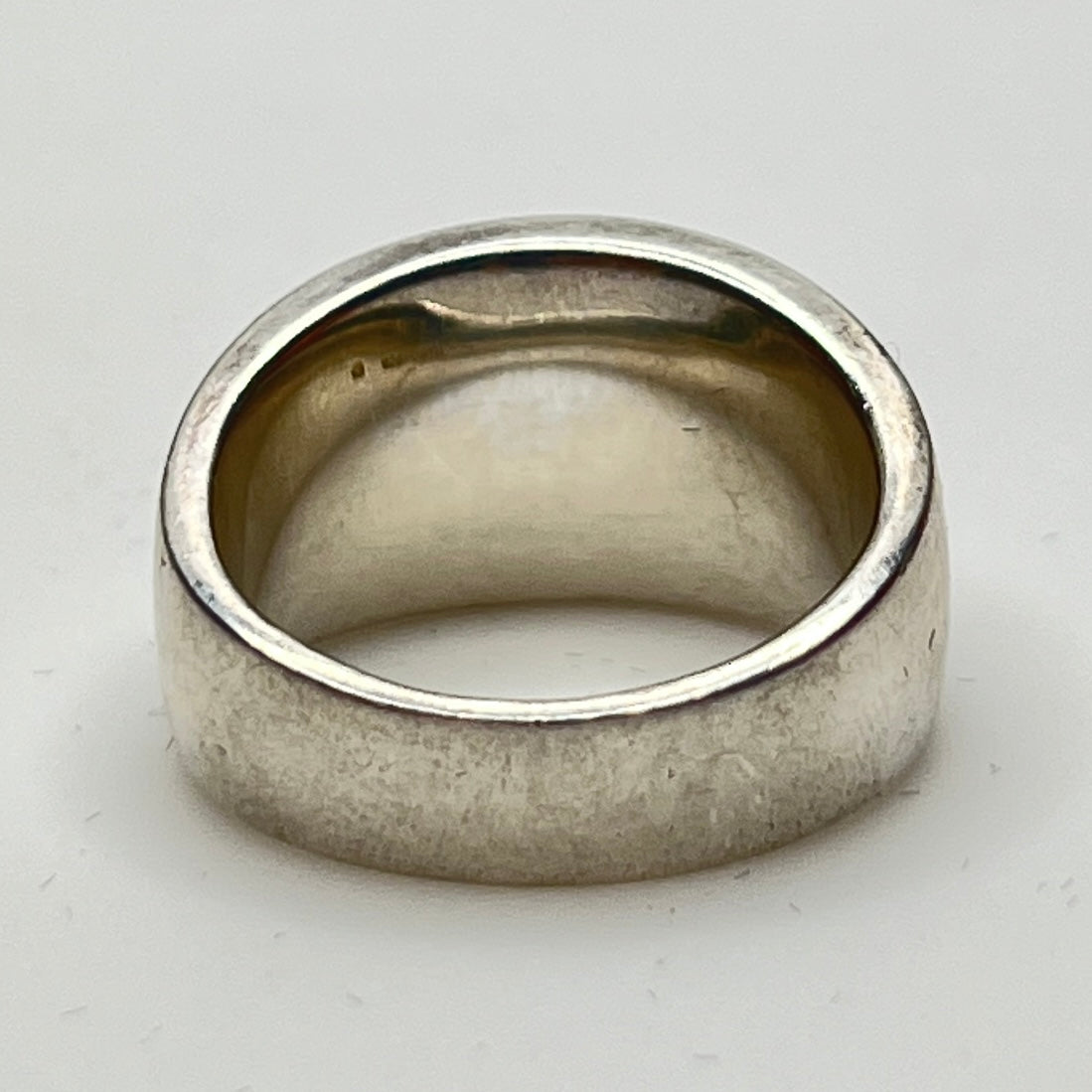 Vintage silver sculptural ring with smooth, polished finish