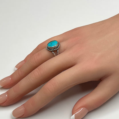 Vintage Navajo sterling silver ring with turquoise cabochon