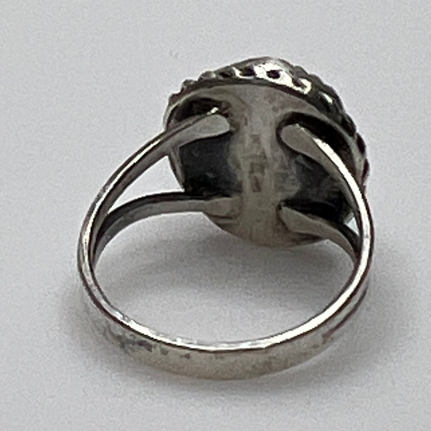 Vintage Navajo sterling silver ring with turquoise cabochon