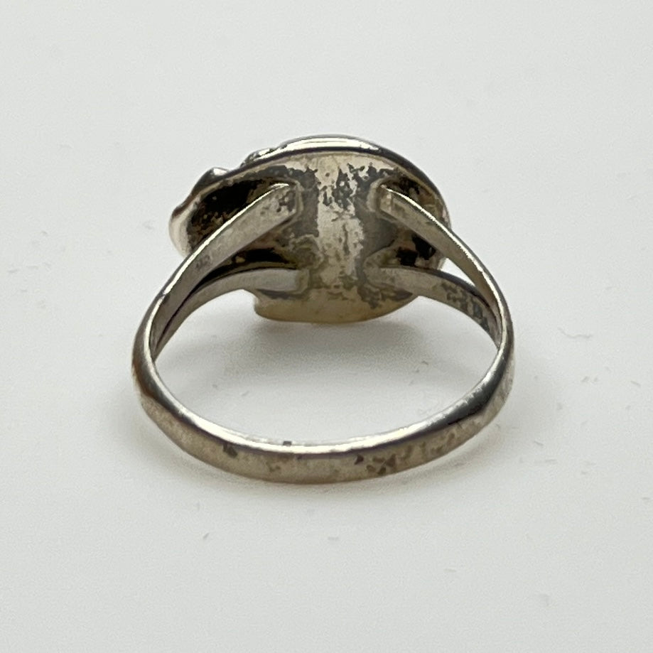 Back view of vintage sterling ring showing split shank band